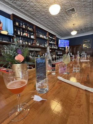 Public House by null