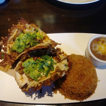Yard House - New American Near Me - Carlsbad, California