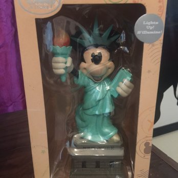 Disney Store - Statue of Liberty Minnie Mouse - Toy Stores Near Me - New York, New York Disney Store - Statue of Liberty Minnie Mouse - Toy Stores Near Me - New York, New York