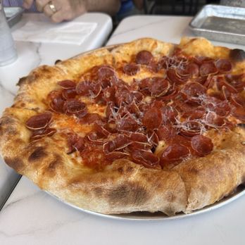 Wonderland Pizzeria - Pizza Near Me - Monte Rio, California