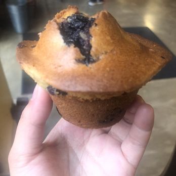 Caffe L'Affare - Blueberry muffin - Coffee & Tea Near Me - Wellington, WGN