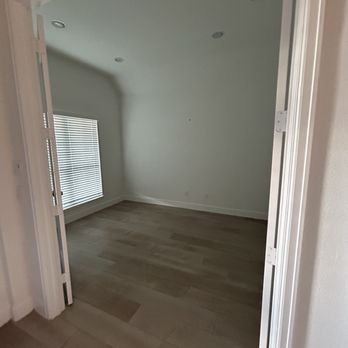 Izza's Cleaning Services - Office - Home Cleaning Near Me - Houston, Texas Izza's Cleaning Services - Office - Home Cleaning Near Me - Houston, Texas