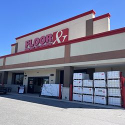 Floor & Decor - Entrance
