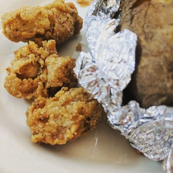 The Lighthouse Restaurant - Seafood Near Me - Irvington, Alabama