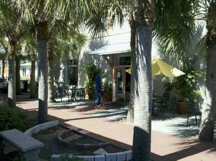 LILLIES COFFEE BAR CLOSED 90 Photos & 96 Reviews 200 1st St