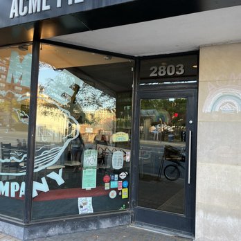 Acme Pie - Signage - Desserts Near Me - Arlington, Virginia