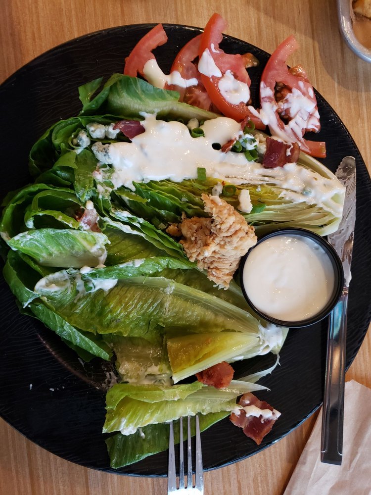 BUFFALO WILD WINGS 39 Photos & 106 Reviews 15570 West 64th Ave