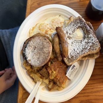 Kono's Cafe - Big Breakfast 2 (French Toast) - Breakfast & Brunch Near Me - San Diego, California