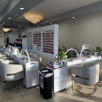 Evey's Nails & Spa - Nail Salons Near Me - Matthews, North Carolina Evey's Nails & Spa - Nail Salons Near Me - Matthews, North Carolina