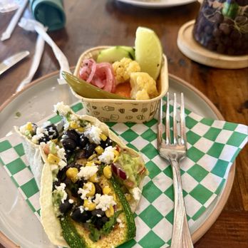 Gillwoods Cafe - Vegetarian Taco - Breakfast & Brunch Near Me - Saint Helena, California