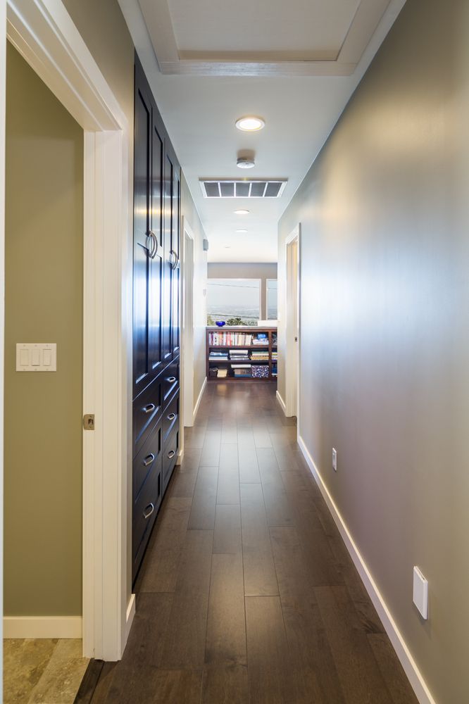 Slide of Vazana Construction