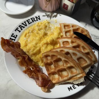 The Tavern - Bacon, eggs, and Waffle plate - Breakfast & Brunch Near Me - Miami Beach, Florida The Tavern - Bacon, eggs, and Waffle plate - Breakfast & Brunch Near Me - Miami Beach, Florida