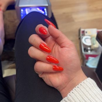 Herbal Nails - Nails by Belle & Pedicure by Ana - Nail Salons Near Me - Portsmouth, New Hampshire