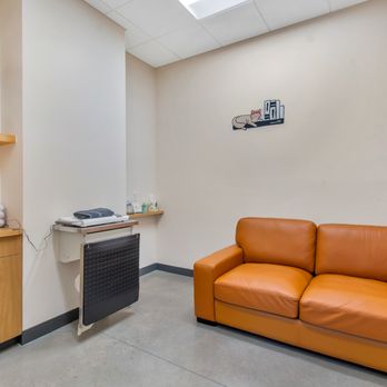 Sploot Veterinary Care - Logan Square - Veterinarians Near Me - Chicago, Illinois Sploot Veterinary Care - Logan Square - Veterinarians Near Me - Chicago, Illinois
