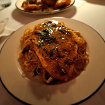 Sinatra - Chicken Marsala - Italian Near Me - Nashville, Tennessee