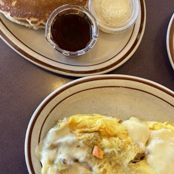 Jerry's Restaurant - Pancakes and sink omelette - Diners Near Me - Weatherford, Oklahoma Jerry's Restaurant - Pancakes and sink omelette - Diners Near Me - Weatherford, Oklahoma