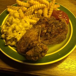 Angelo's - Fried chicken, French fries and macaroni & cheese