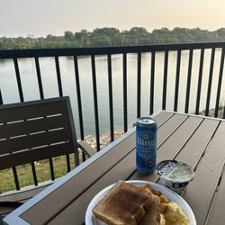 Holiday Inn Express & Suites Rock Falls - Sitting on the balcony enjoying breakfast