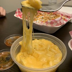 KDK'S Chicken and Waffles - Mac and cheese with REAL CHEESE!