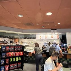 Wolfgang Puck Restaurant