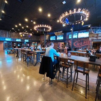 Elicit Brewing Co - Manchester - Breweries Near Me - Manchester, Connecticut