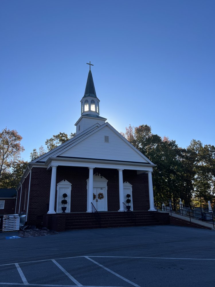 Slide of Four Seasons Roofing
