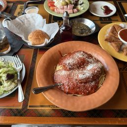 Cold salad, Pasta with Vermicelli Pomodori, and cheese triangles. Cold salad, Pasta with Vermicelli Pomodori, and cheese triangles.