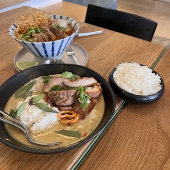 Jo's Modern Thai - Green Chicken Curry, Khao Soi, Rice - Thai Near Me - Oakland, California Jo's Modern Thai - Green Chicken Curry, Khao Soi, Rice - Thai Near Me - Oakland, California