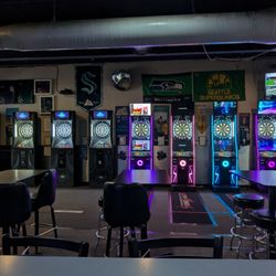 Clubhouse Bar and Grill - Darts.