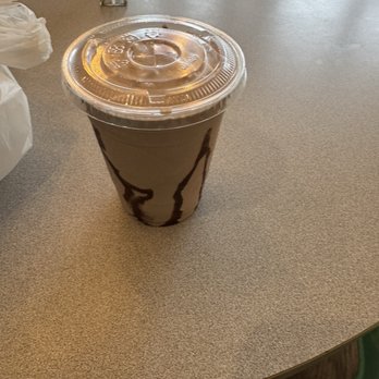 Fort Thomas Parlor - Chocolate Milk shake with malt powder - Ice Cream & Frozen Yogurt Near Me - Fort Thomas, Kentucky