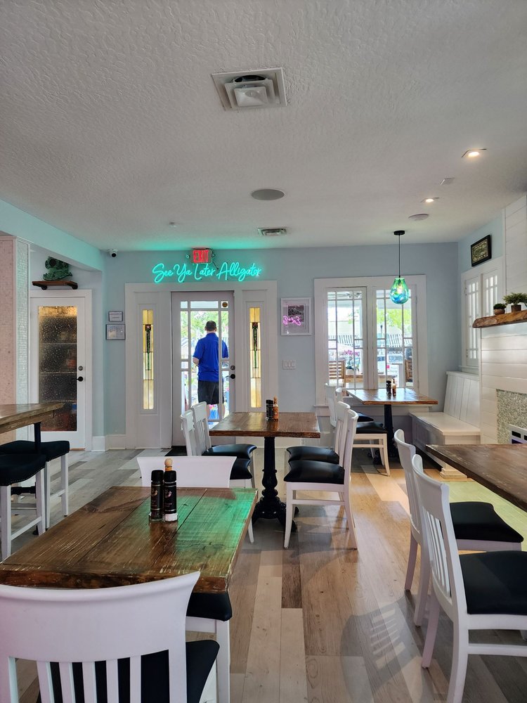 Alligator Reef Club, Melbourne Roadtrippers