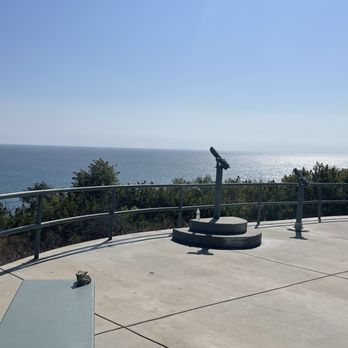 Malibu Bluffs Park - Parks Near Me - Malibu, California Malibu Bluffs Park - Parks Near Me - Malibu, California