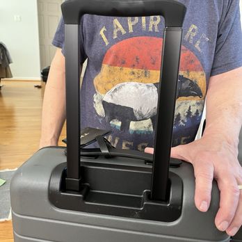 Away - No only it doesn't fit well, it doesn't even work - Luggage Near Me - Houston, Texas Away - No only it doesn't fit well, it doesn't even work - Luggage Near Me - Houston, Texas