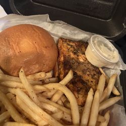 DUO Restaurant & Spirits - Blackened Salmon Burger