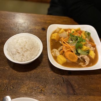 Thai On Yonge - Mango chicken - Thai Near Me - Toronto, Ontario