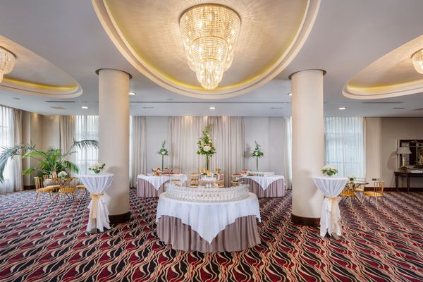 Salthill Hotel by null