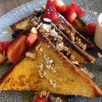 Basalt - Vanilla-orange brioche French toast - New American Near Me - Honolulu, Hawaii