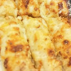 Pizza Hut - Breadsticks