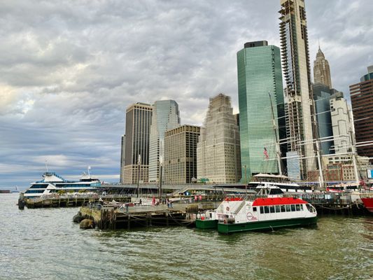The Rooftop at Pier 17 by null