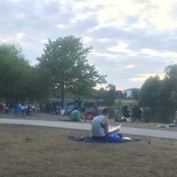 Buffalo Reading Invasion - July 2016 at Hoyt Lake