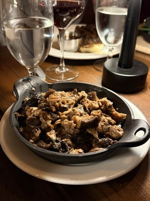 Oak Steakhouse by null