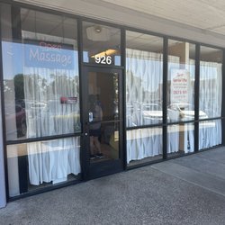 Golden Island Massage - Front Entrance
