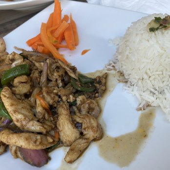 Sky Blossom - Stir Fry Lemongrass - Vietnamese Near Me - Dallas, Texas Sky Blossom - Stir Fry Lemongrass - Vietnamese Near Me - Dallas, Texas