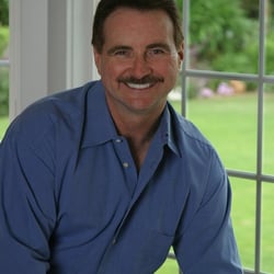Del Mar Smiles - Dr McReynolds