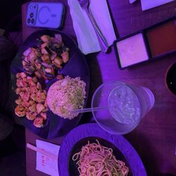 Izumi Sushi And Hibachi Steak House - Chicken hibachi set and side of noodles