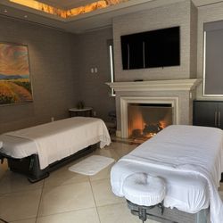 Four Seasons Hotel - Spa suite - a special treat
