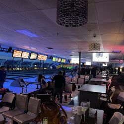 New Hope Bowl & Lounge - Bowling alley