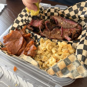 Smokin & Tippin BBQ - Bbq brisket Mac and cheese with sweet yams topped with a pepperoncini - Barbeque Near Me - Modesto, California Smokin & Tippin BBQ - Bbq brisket Mac and cheese with sweet yams topped with a pepperoncini - Barbeque Near Me - Modesto, California