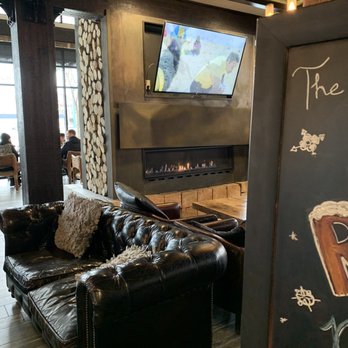 The Firebrand Hotel - Seating area of restaurant/lobby entrance - Hotels Near Me - Whitefish, Montana The Firebrand Hotel - Seating area of restaurant/lobby entrance - Hotels Near Me - Whitefish, Montana