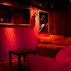 Crystal Show Club - VIP Lounge